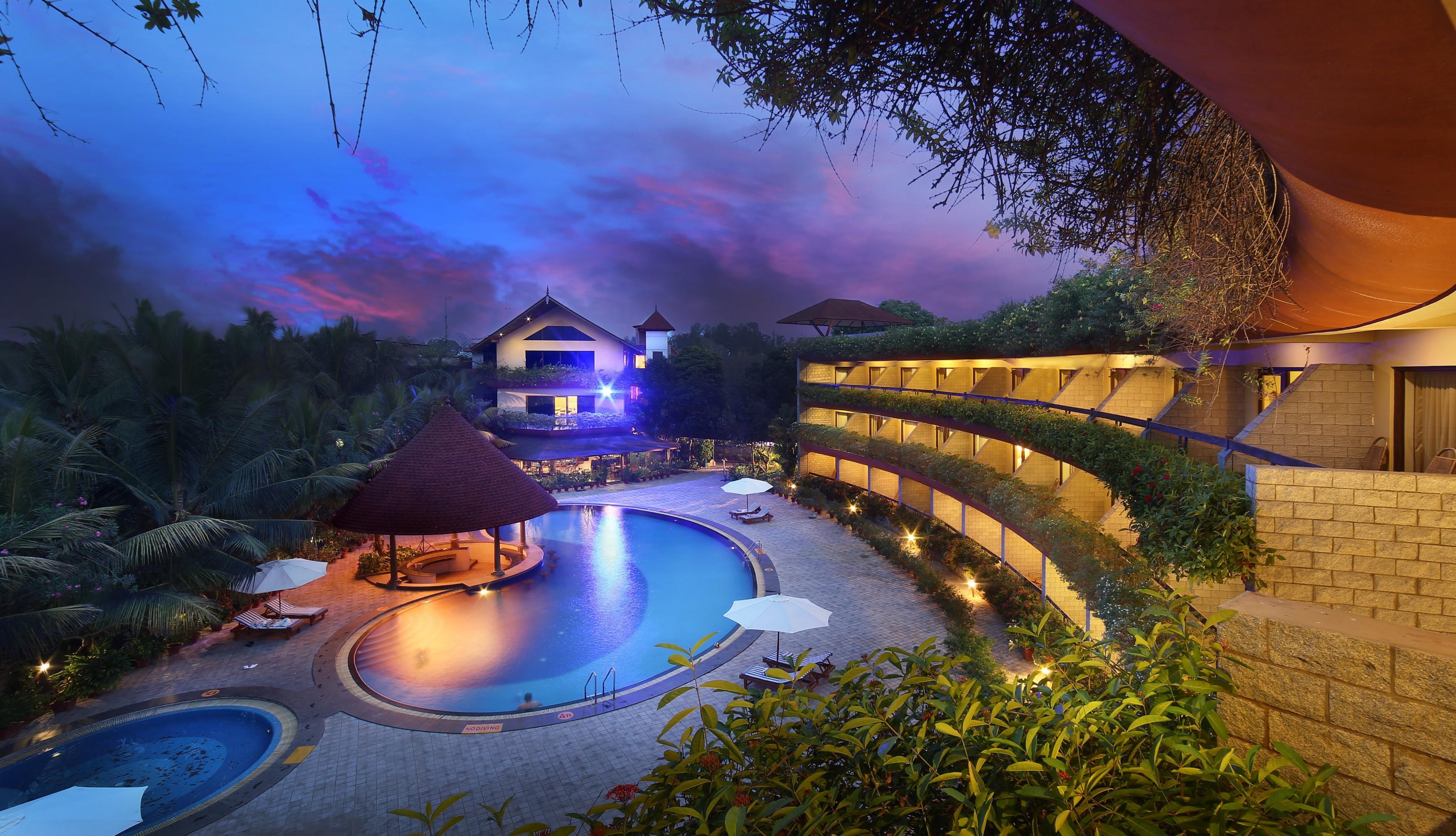 Uday Suites - The Airport Hotel