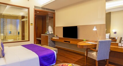 The Anya Hotel Gurgaon - Golf Course Road Room Type - Superior Room with Bathtub The Anya Hotel Gurgaon - Golf Course Road Room Type - Superior Room with Bathtub