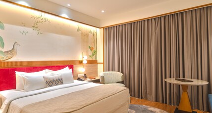 Nidhivan Sarovar Portico-Vrindavan Mathura Room Type - Premium Room