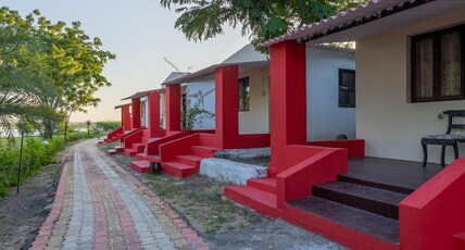 Kutch Safari Resort Room Type - Deluxe AC Cottage
