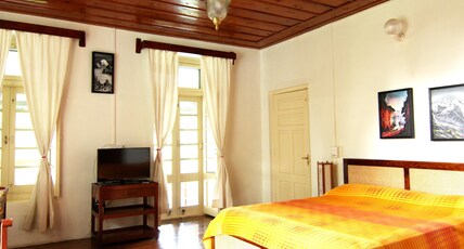 Deodar Manor | Mountain-view Rooms Room Type - Deluxe Suite