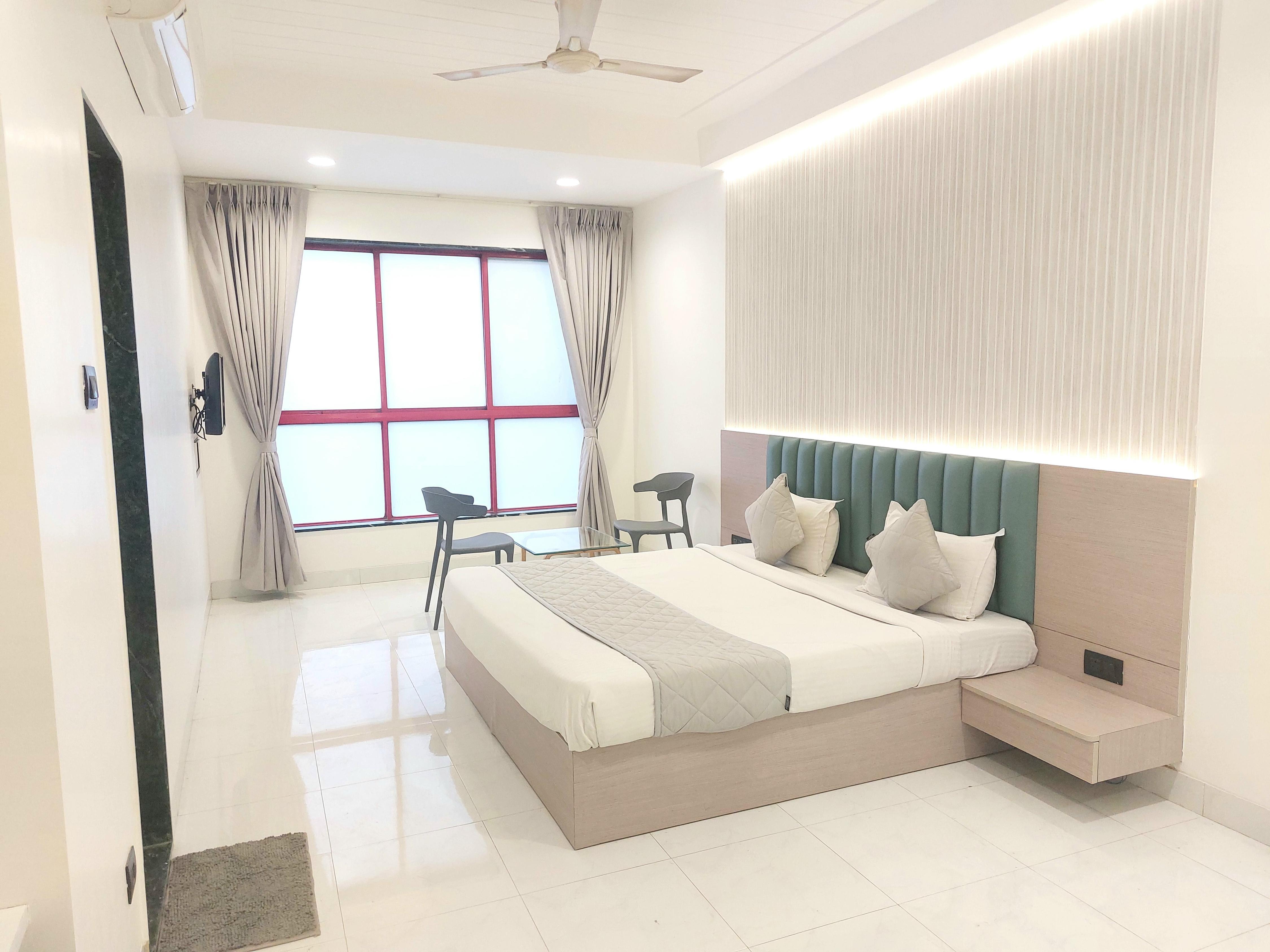 Hotel Royal Palace Room Type - Deluxe Room