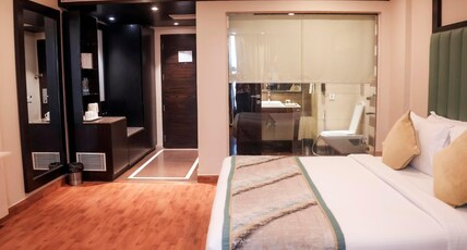 Clarion Inn Stella Room Type - Deluxe Room ( Double Bed or Twin Bed )