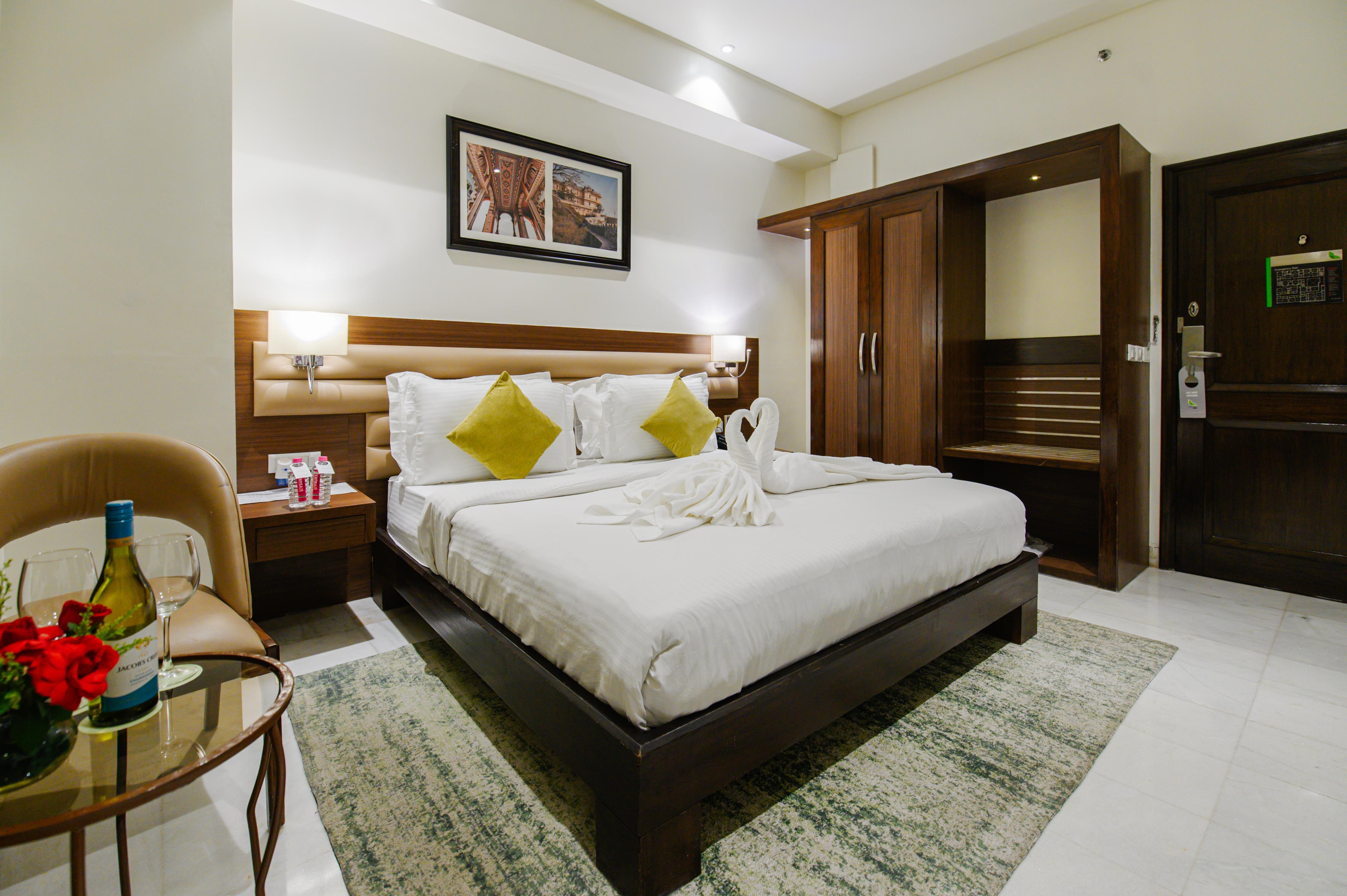 Leisure Inn Grand Chanakya - Tap to explore photos