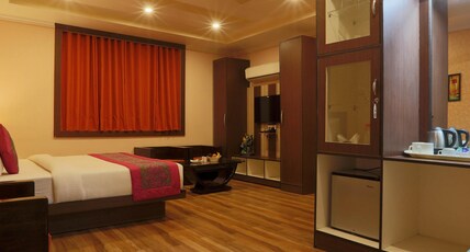 Hotel Castle Blue Delhi Airport T3 Room Type - Luxury Suite