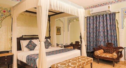 WelcomHeritage Traditional Haveli Room Type - Premium Room