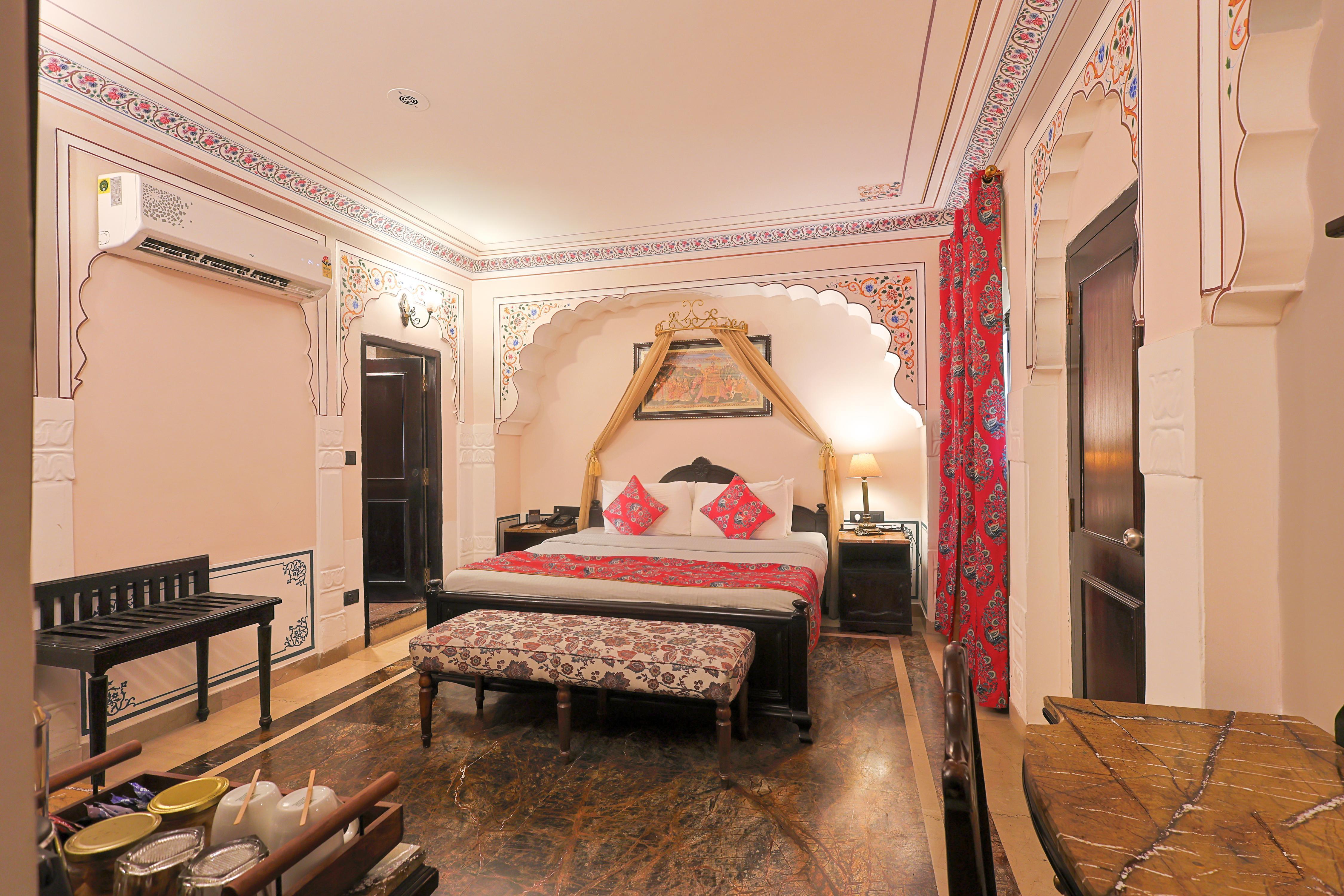 WelcomHeritage Traditional Haveli Room Type - Deluxe Room