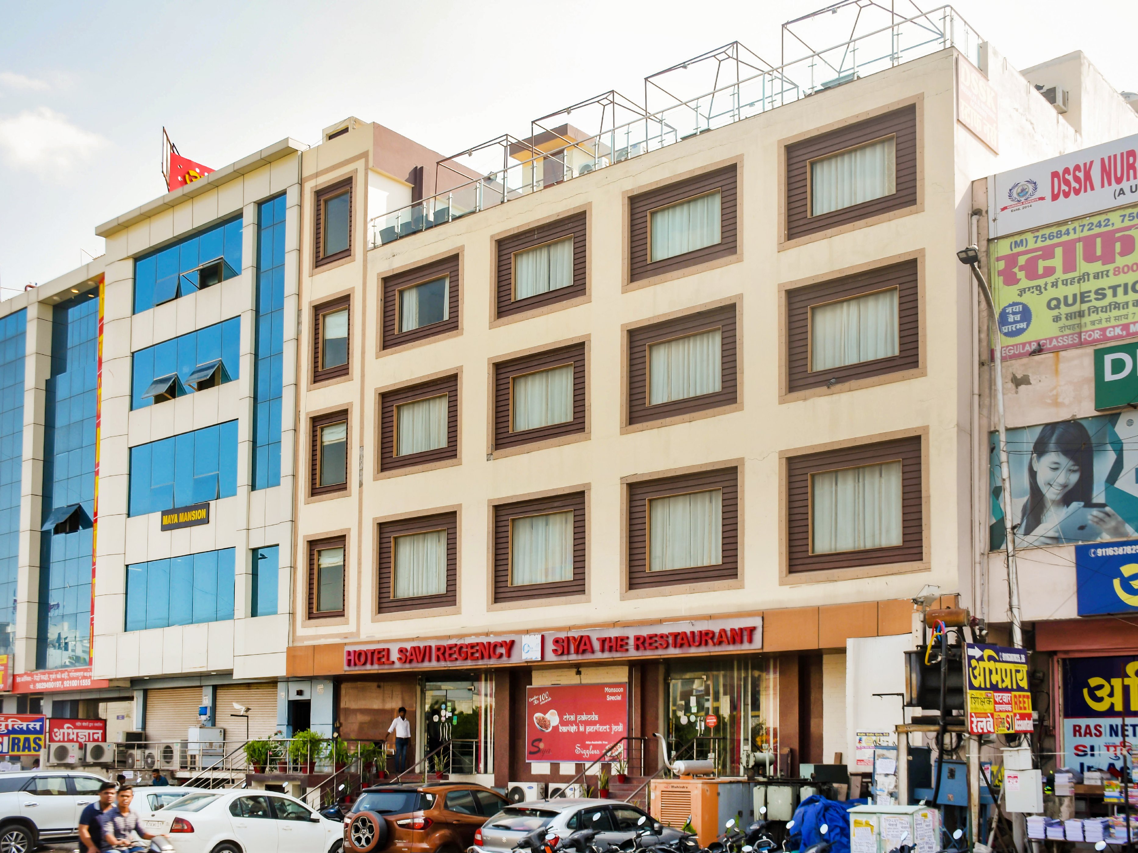 Hotel Savi Regency