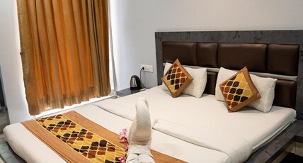 Ruturaj Inn Room Type - Deluxe Suite Room