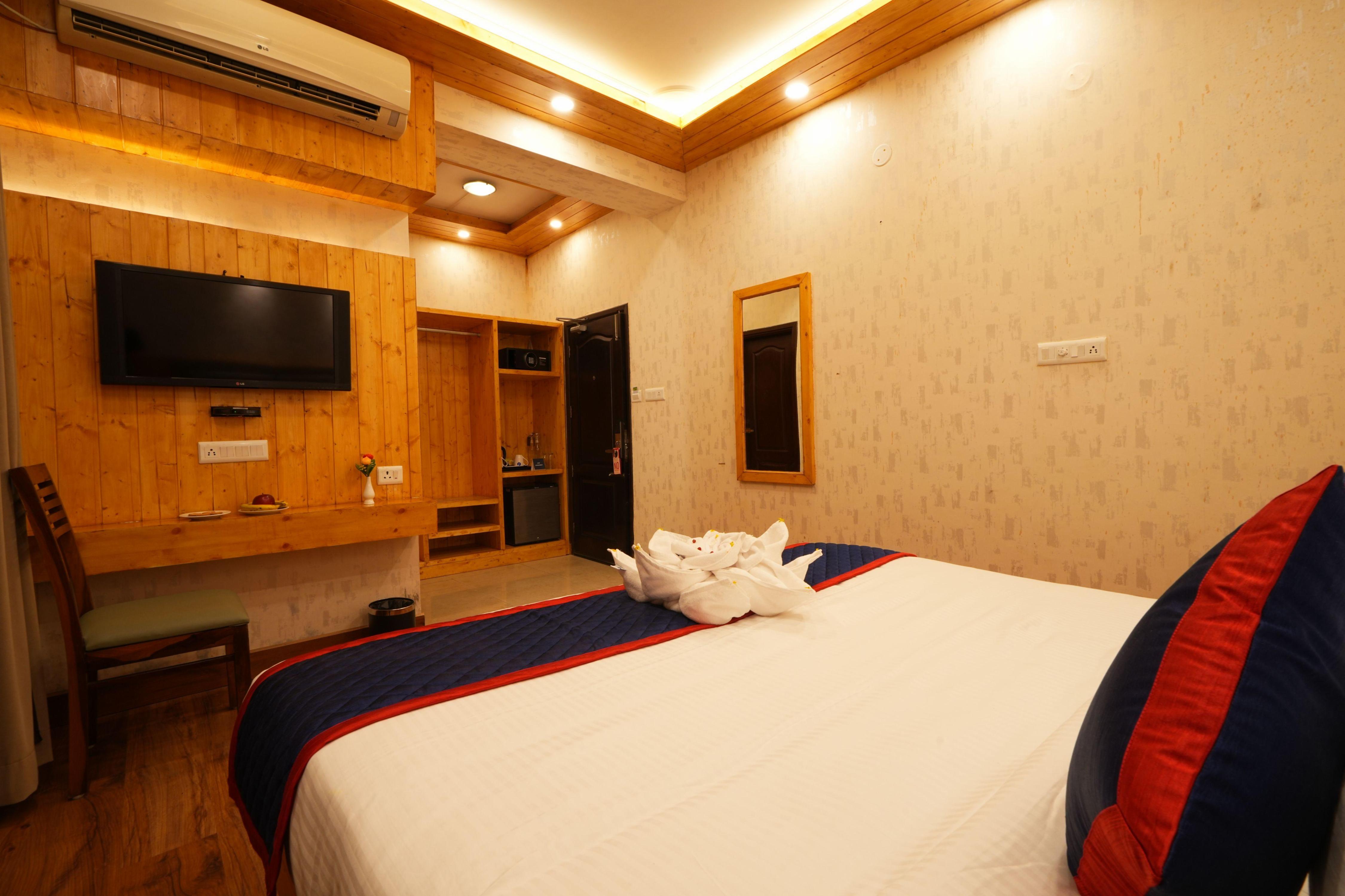 Hotel Bella Heights - Mcleodganj Room Type - Deluxe AC Room with Balcony