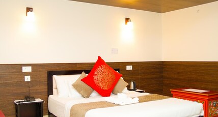 Maplewood Hotel & Spa Room Type - Suite Room with mountain view balcony
