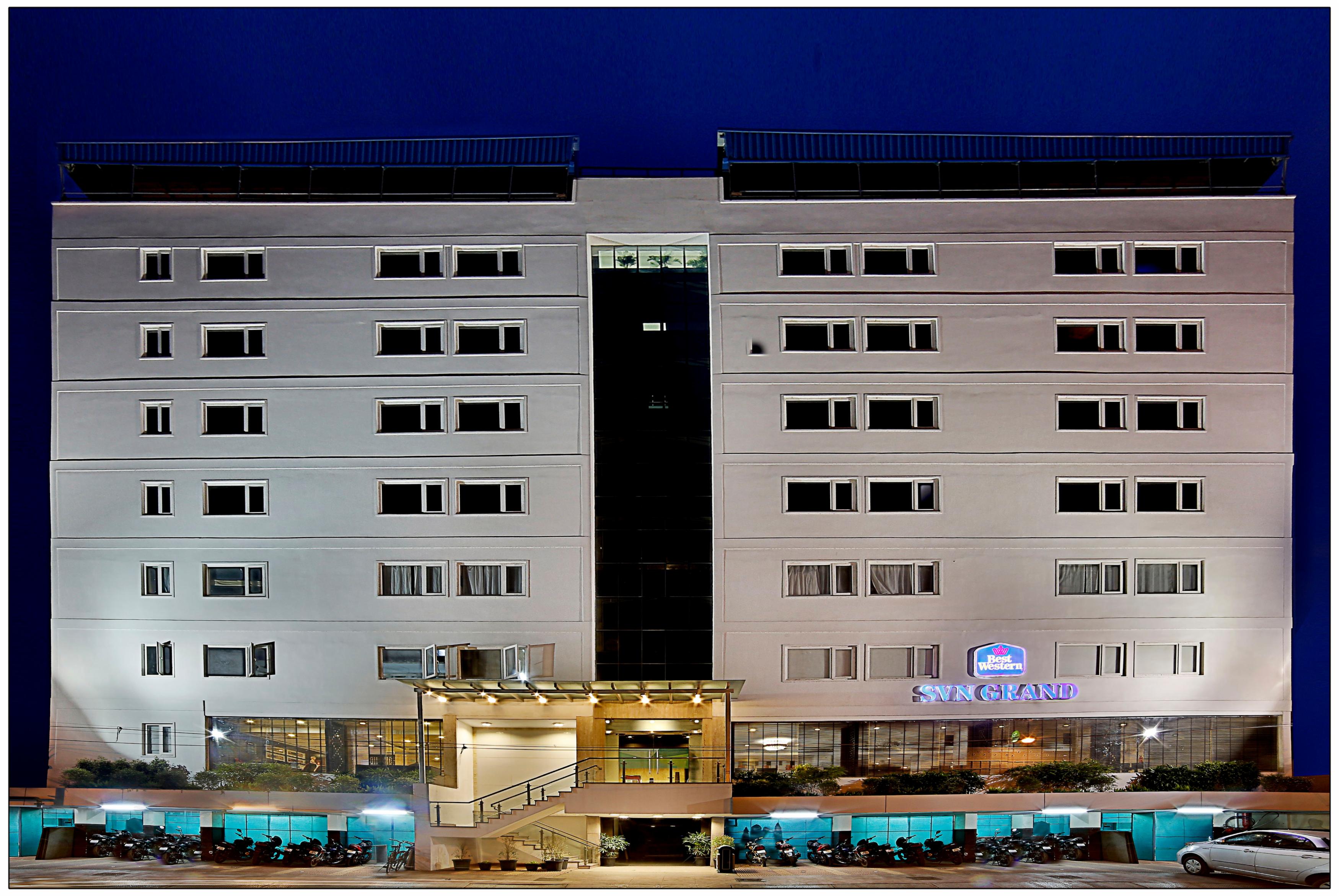 HOTEL SVN GRAND