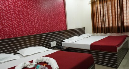 Hotel G Palace Room Type - Four Bed Non A.C. Room