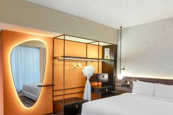 Novotel Pune, Nagar Road