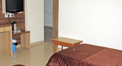 HOTEL BALWAS Room Type - Standard AC Room HOTEL BALWAS Room Type - Standard AC Room