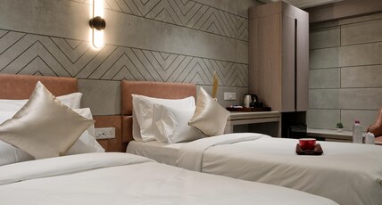 The Golden Plaza Room Type - SILVER TWIN - Ideal for Corporate Travelers The Golden Plaza Room Type - SILVER TWIN - Ideal for Corporate Travelers