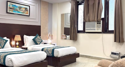 Hotel Paradise Inn - Karol Bagh, New Delhi Room Type - Executive Room | Comfortable & Spacious Stay Hotel Paradise Inn - Karol Bagh, New Delhi Room Type - Executive Room | Comfortable & Spacious Stay