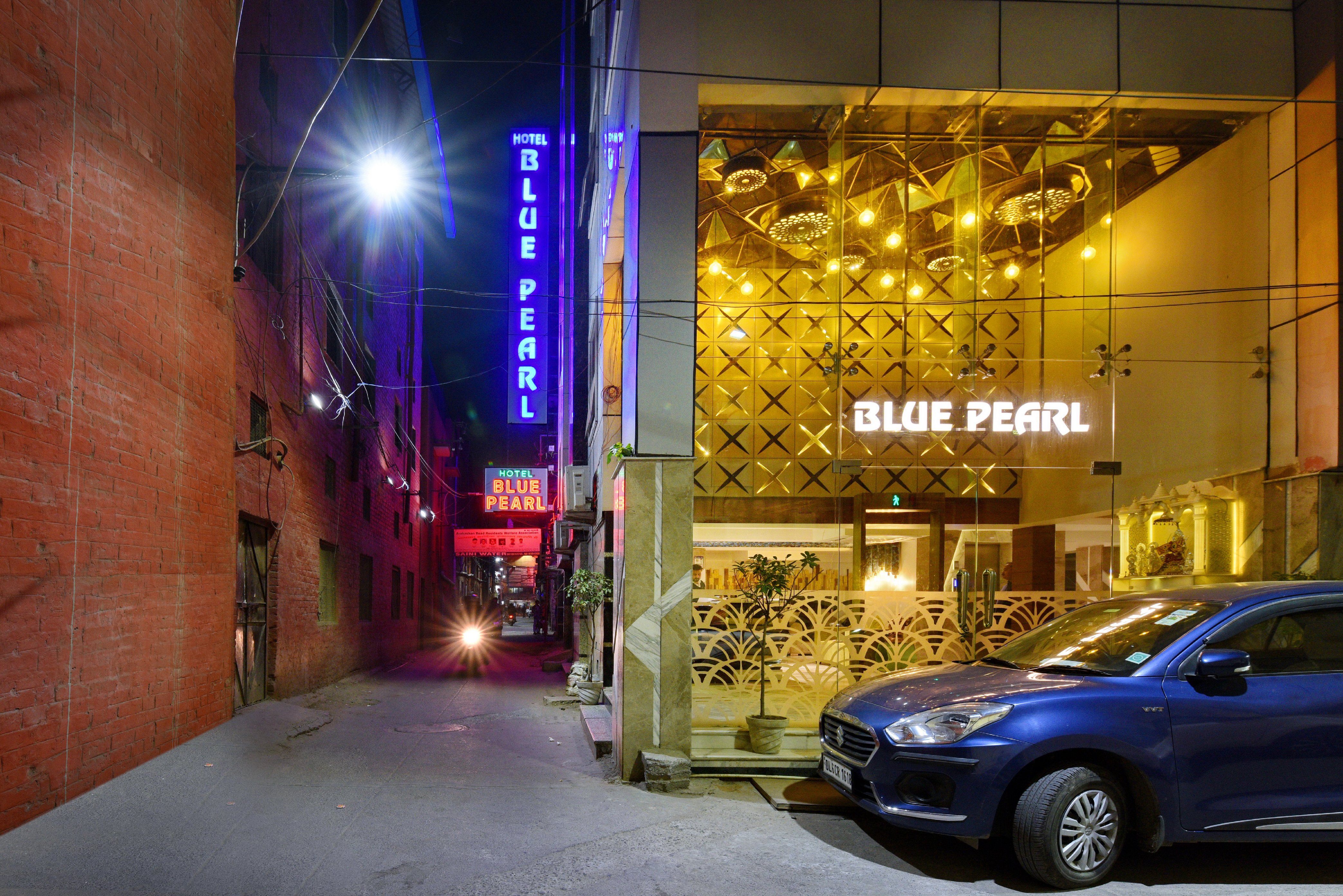 Hotel Blue Pearl @New Delhi Railway Station - Tap to explore photos