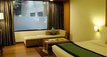 Lemon Tree Hotel Dehradun Room Type - Executive King Room Lemon Tree Hotel Dehradun Room Type - Executive King Room