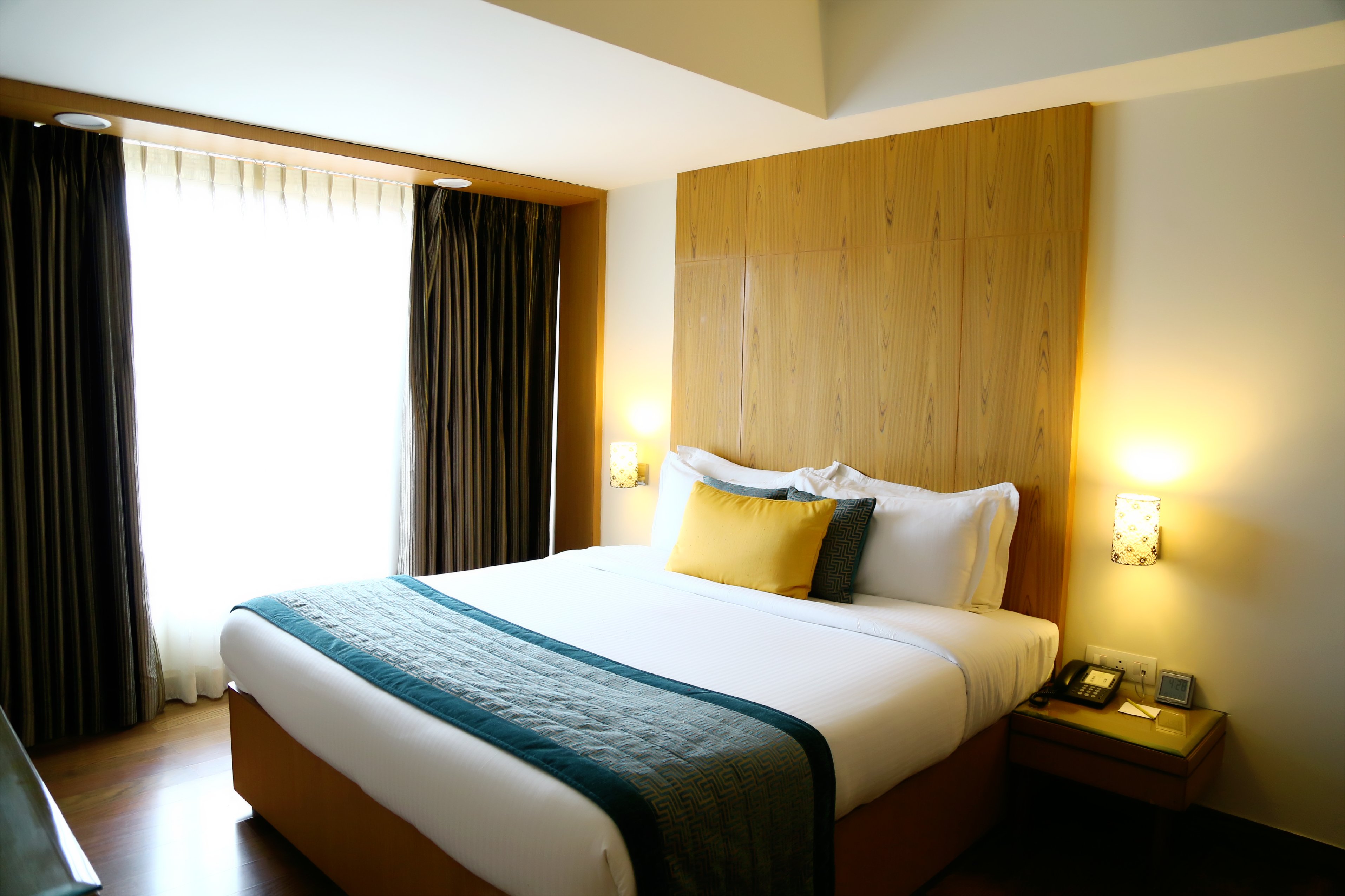 Lemon Tree Hotel Dehradun - Tap to explore photos