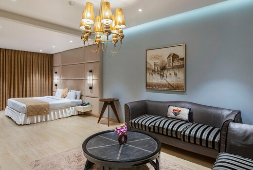 Hotel Satkar Grande