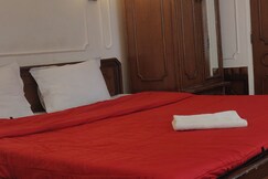 Hotel Hill Top Mall Road