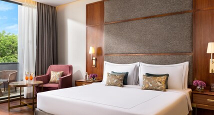 Taj Damdama Lake Resort & Spa, Gurugram Room Type - Deluxe Suite