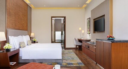 Taj Damdama Lake Resort & Spa, Gurugram Room Type - Luxury Room with Balcony- King Bed