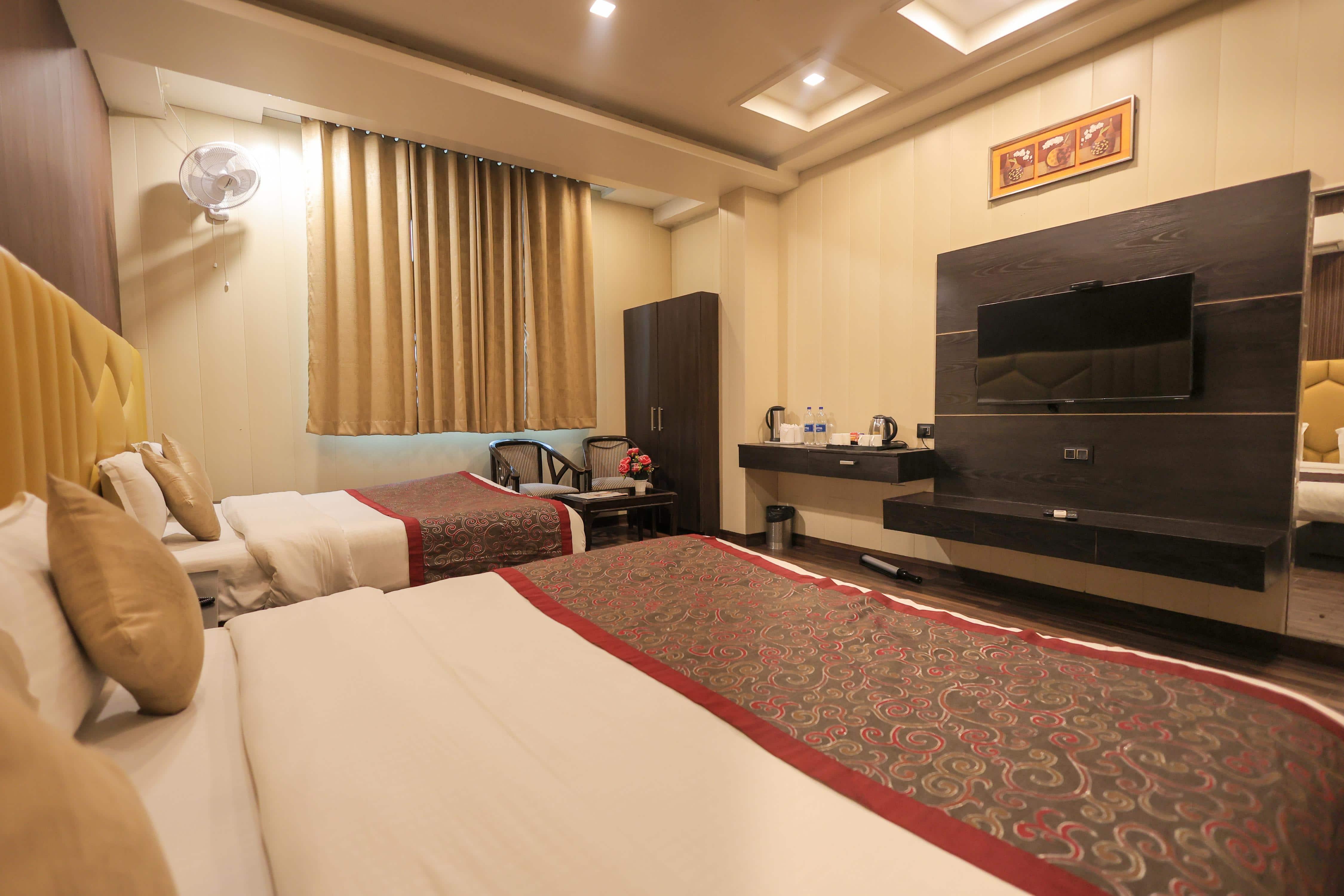 Hotel Krishnam, Vrindavan-Near Banke Bihari - Tap to explore photos