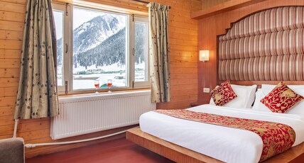 Mount View Room Type - Deluxe Room - River View