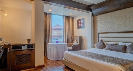 Aditya Park Regent Room Type - Deluxe Room