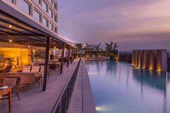 Holiday Inn New Delhi Mayur Vihar