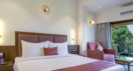 Bella Vista Resort Room Type - Orchid Deluxe (Orchid Wing) with Balcony