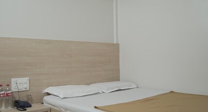 Hotel Aashish Deluxe Lodging Room Type - Standard Non Ac Room