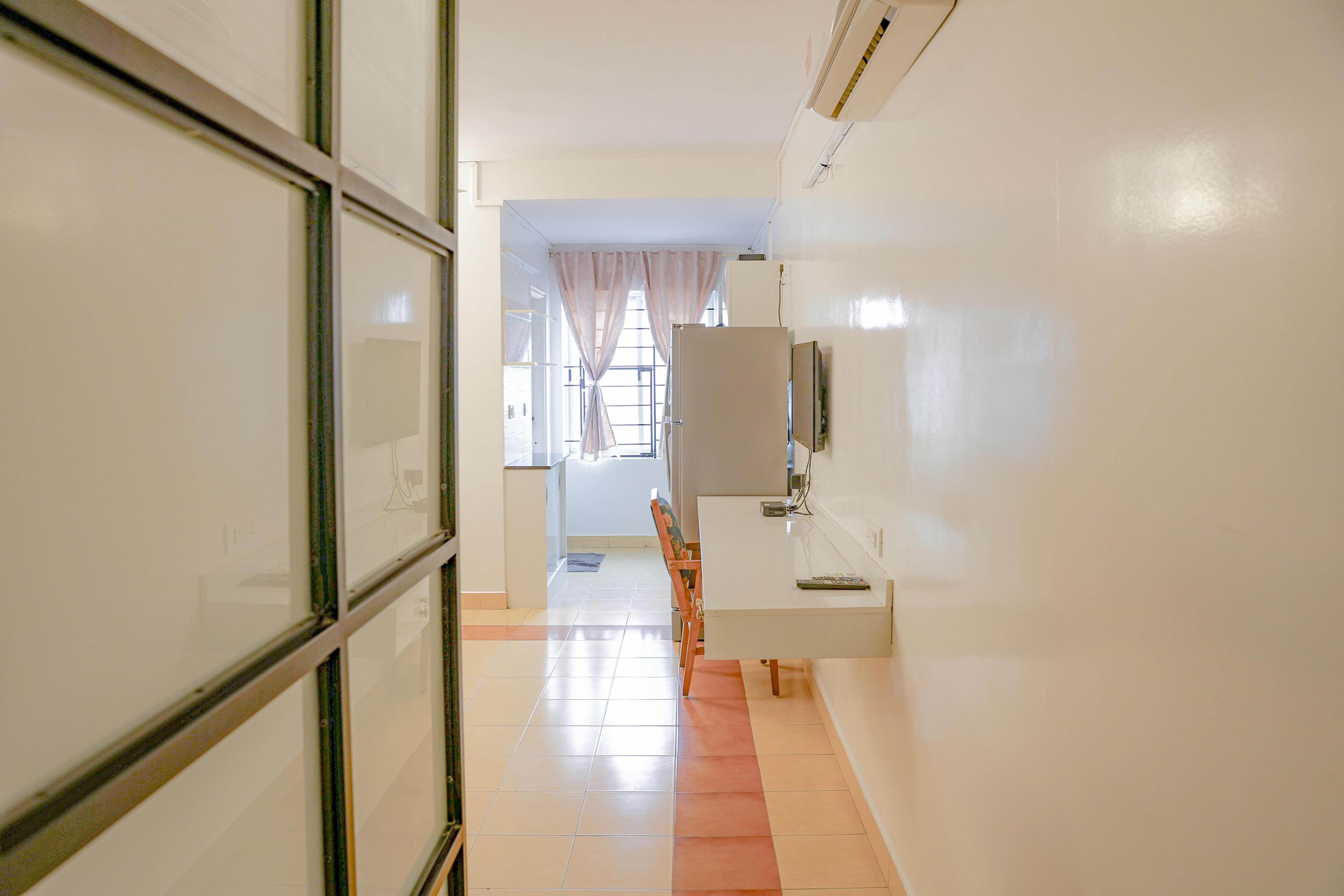 Hotel Vellara - Tap to explore photos