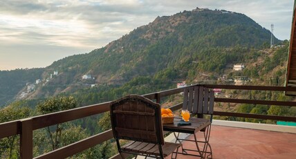 Woodsmoke Retreat (12kms before Shimla) Room Type - Attics Room with mountain view