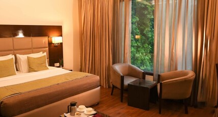Africa Avenue Greater Kailash-1 Room Type - Superior Room with Bathtub