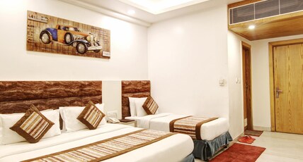 Hotel All Iz Well Room Type - Deluxe Triple Room with AC Complimentary Wi- Fi