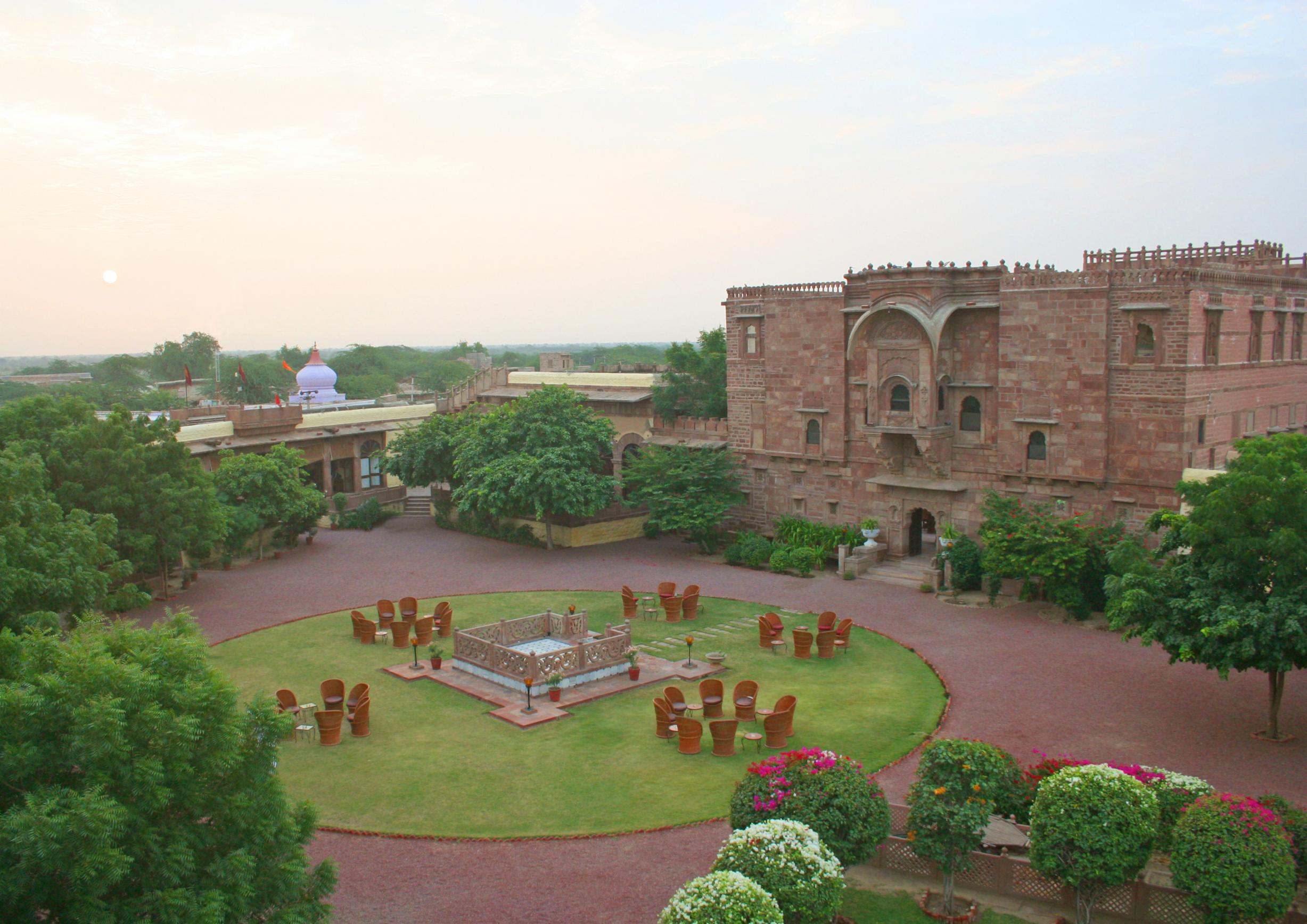 Fort Chanwa - Tap to explore photos