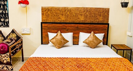 HOTEL SARIKA Room Type - ECONOMIC ROOM AC