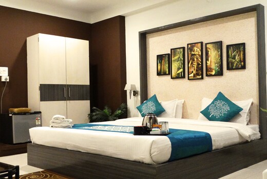 Hotel Crown