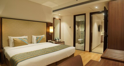 Cocoon an exclusive all-suite Hotel Room Type - Premium Suites with Balcony