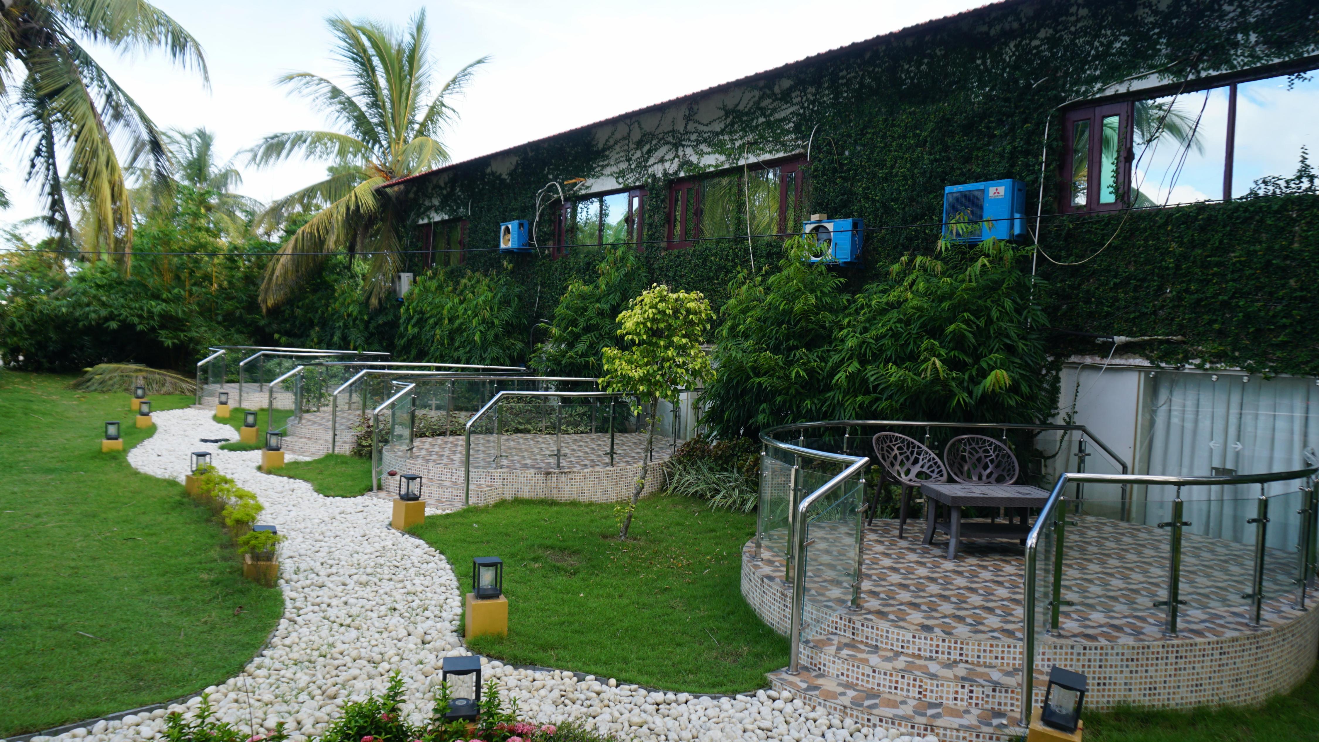 The Sana Beach Room Type - Premium Classic Double Room (Pool View)
