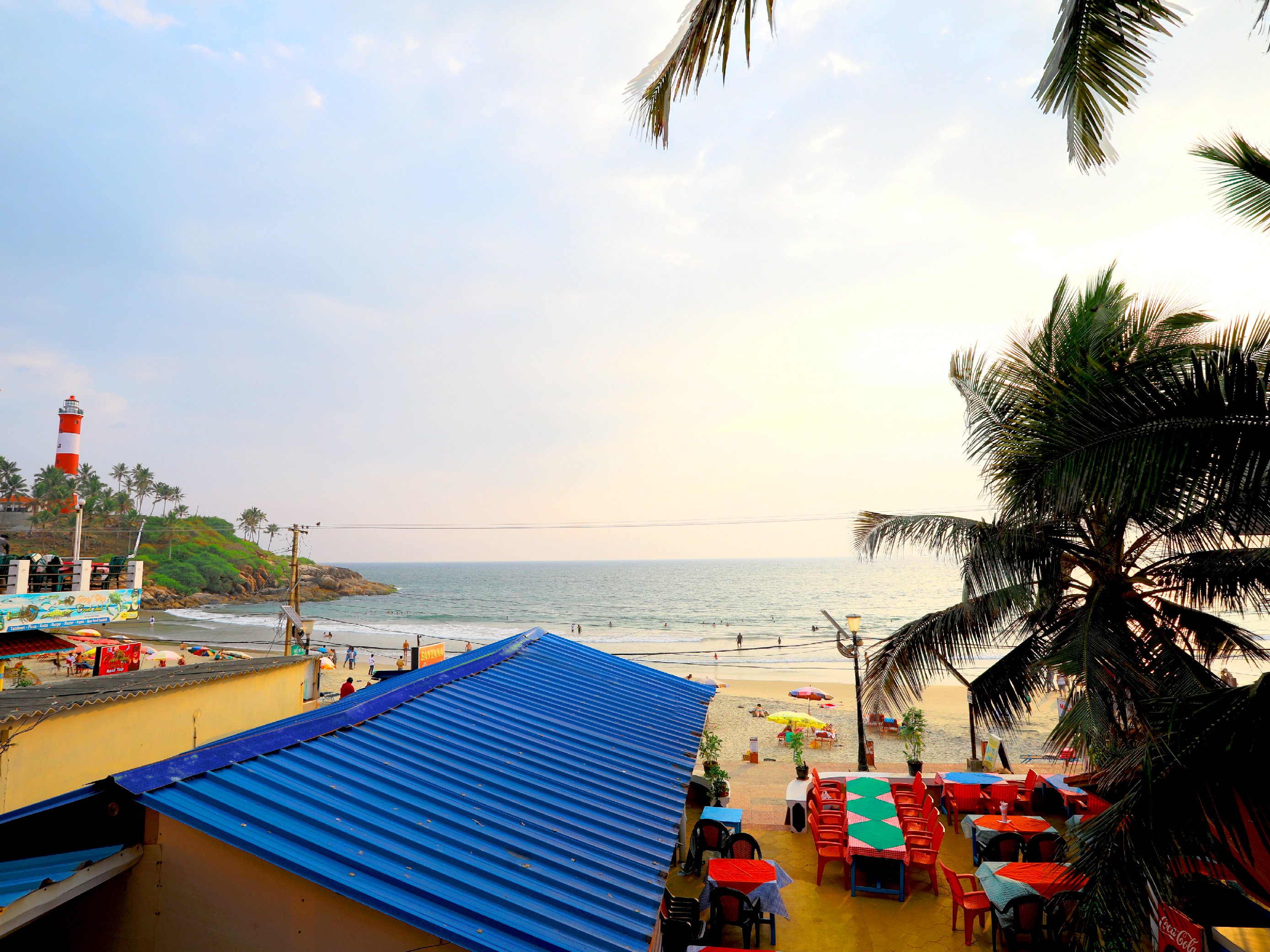 Beach Florra Inn - Tap to explore photos