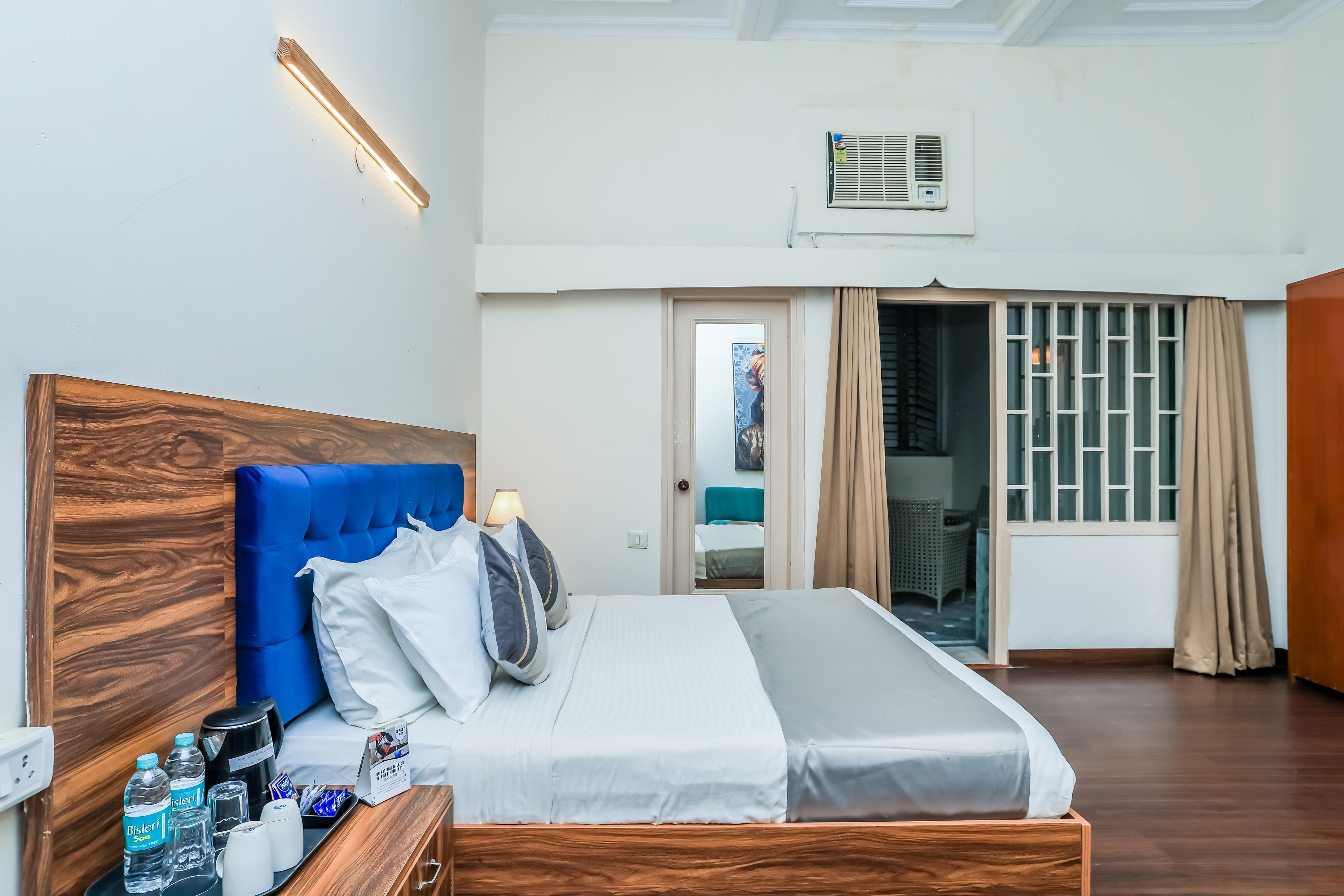asar CP Outer Circle by Orion Hotels - Tap to explore photos