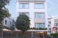 Alpina Hotels & Suites