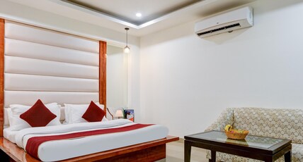 Hotel Krishna Deluxe By RCG Hotels Room Type - Deluxe Room with Free Wi-Fi