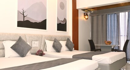 Hotel Saideep Villas Room Type - 4 Bed AC Family Room