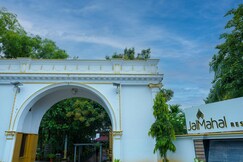 JAL MAHAL RESORT & SPA