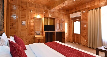 Hotel Royal Palace Kasol Room Type - Super Deluxe Room with Balcony Hotel Royal Palace Kasol Room Type - Super Deluxe Room with Balcony